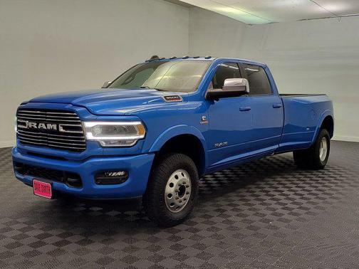 Hydro Blue Pearlcoat 2021 RAM 3500 Laramie Crew Cab 4x4 8' Box