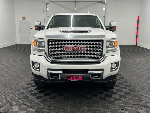 2017 GMC Sierra 2500 Denali