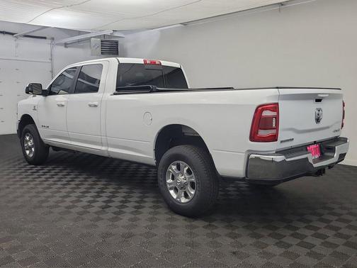 2022 RAM 3500 Big Horn Crew Cab 4x4 8' Box