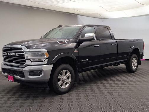 2019 RAM 2500 Laramie Crew Cab 4x4 8' Box