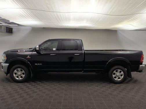 2019 RAM 2500 Laramie Crew Cab 4x4 8' Box