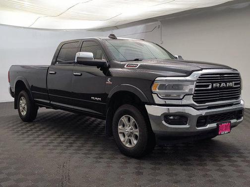 2019 RAM 2500 Laramie Crew Cab 4x4 8' Box