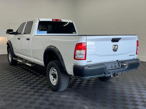 2019 RAM 2500 Tradesman Crew Cab 4x4 8' Box