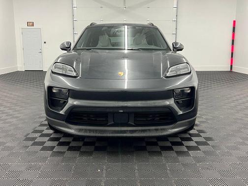 2024 Porsche Macan 4