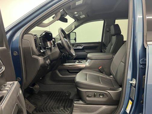 2025 Chevrolet Silverado 2500 LTZ