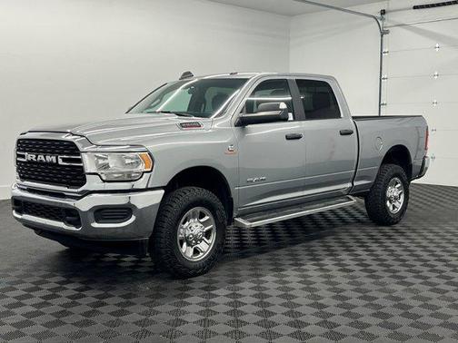2022 RAM 2500 Big Horn Crew Cab 4x4 6'4' Box