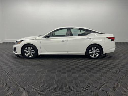 2024 Nissan Altima S FWD