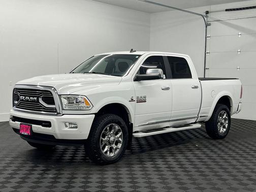 2018 RAM 2500 Limited Crew Cab 4x4 6'4' Box