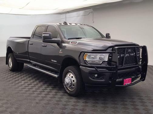 2023 RAM 3500 Big Horn Crew Cab 4x4 8' Box