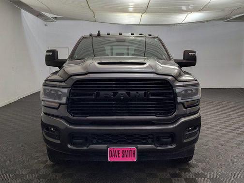 Granite Crystal Metallic Clearcoat 2024 RAM 3500 Laramie Crew Cab 4x4 8' Box