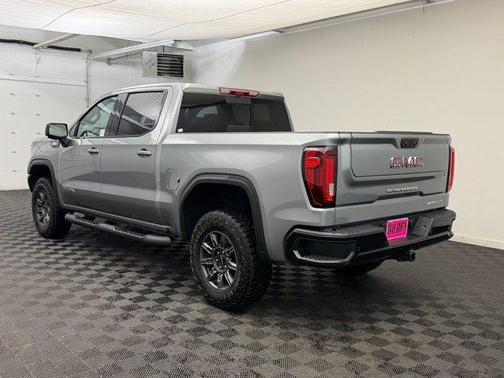 2025 GMC Sierra 1500 AT4X