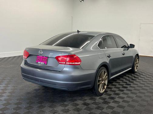 2015 Volkswagen Passat 2.0L TDI DSG SE w/Sunroof