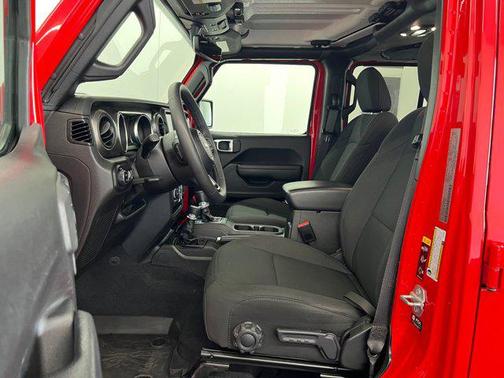 2023 Jeep Gladiator Sport S