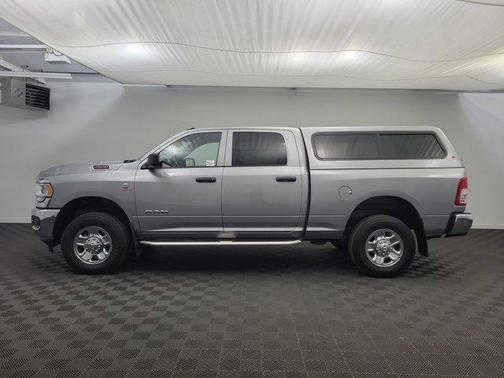 2022 RAM 2500 Tradesman Crew Cab 4x4 6'4' Box