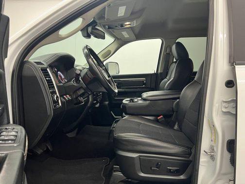 2018 RAM 2500 Big Horn Crew Cab 4x4 6'4' Box