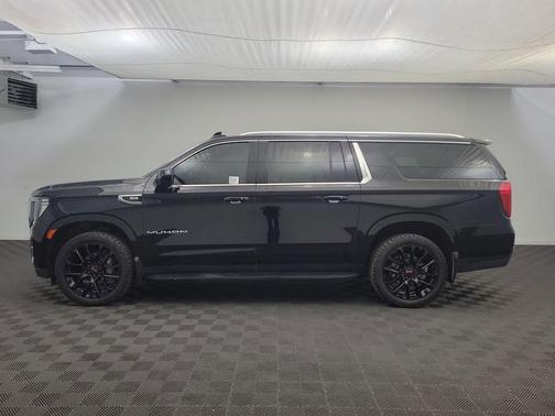 2022 GMC Yukon XL SLE
