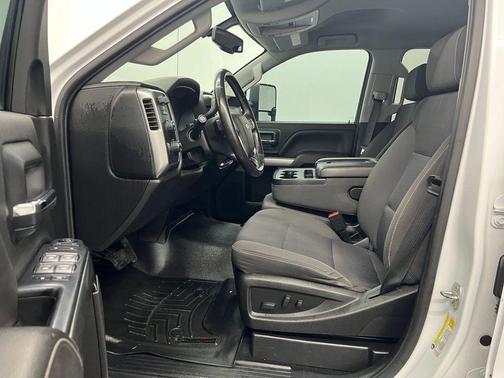 2018 Chevrolet Silverado 3500 LT