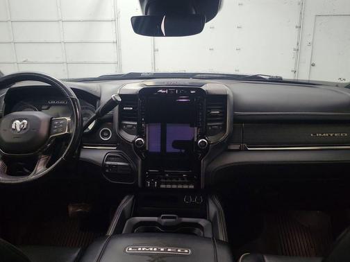 2020 RAM 3500 Limited Crew Cab 4x4 8' Box