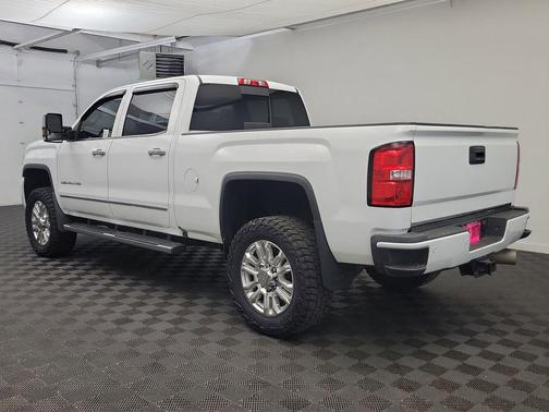 2017 GMC Sierra 2500 Denali