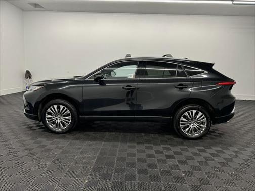 2024 Toyota Venza XLE