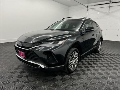2024 Toyota Venza XLE