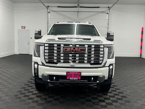 2024 GMC Sierra 2500 Denali