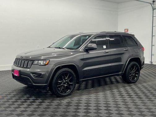 2017 Jeep Grand Cherokee Altitude