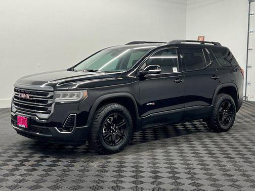 2023 GMC Acadia AWD AT4