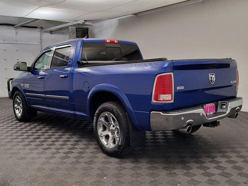 Blue Streak Pearlcoat 2017 RAM 1500 Laramie