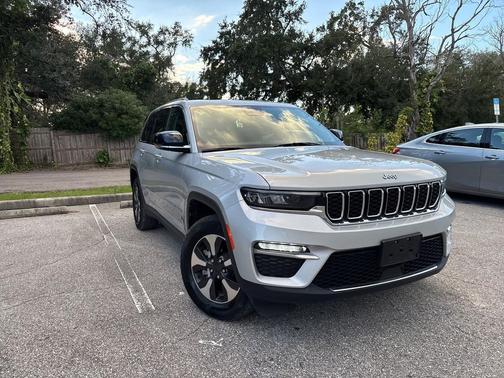 2023 Jeep Grand Cherokee 4xe Base