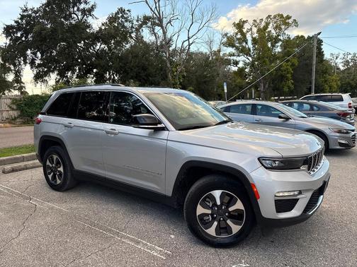 2023 Jeep Grand Cherokee 4xe Base