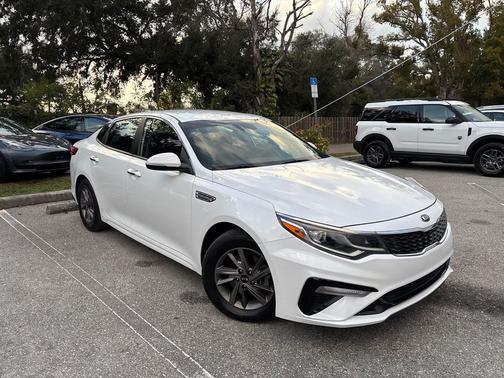 2020 Kia Optima LX