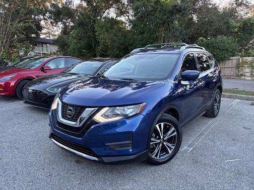 2020 Nissan Rogue SV