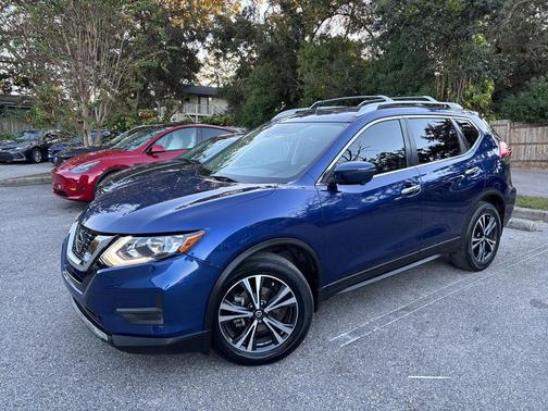 2020 Nissan Rogue SV
