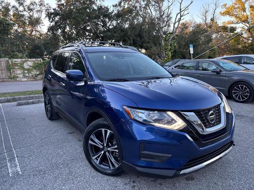 2020 Nissan Rogue SV
