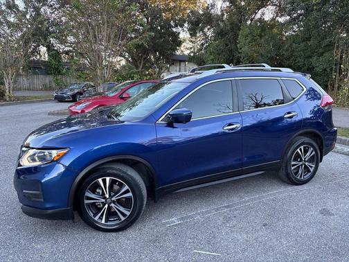 2020 Nissan Rogue SV