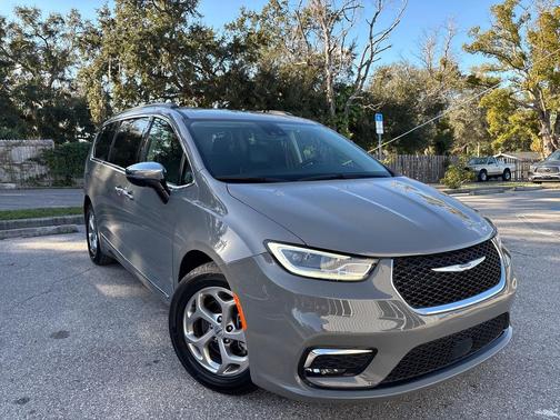 2023 Chrysler Pacifica Limited