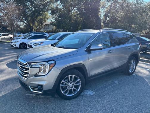 2024 GMC Terrain SLT