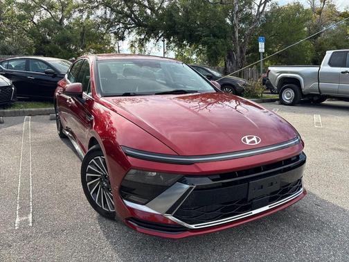 Ultimate red 2025 Hyundai SONATA Hybrid SE