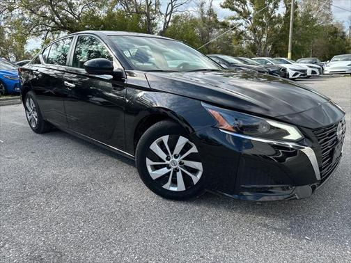 2023 Nissan Altima S FWD