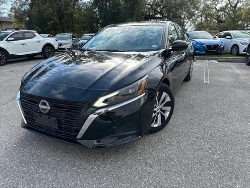 2023 Nissan Altima S FWD