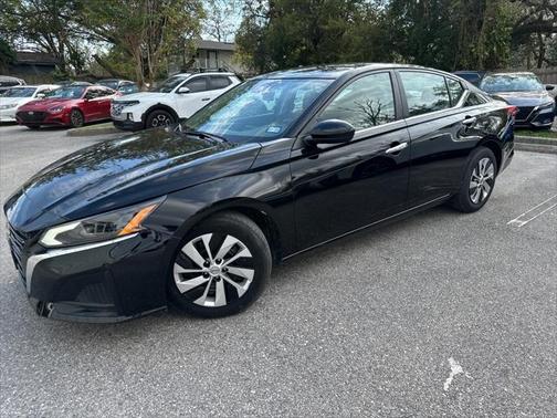 2023 Nissan Altima S FWD