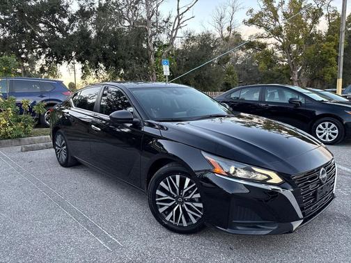 2024 Nissan Altima 2.5 SV