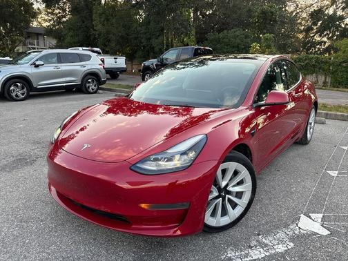 2022 Tesla Model 3 Standard Range