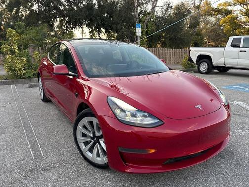 2022 Tesla Model 3 Standard Range