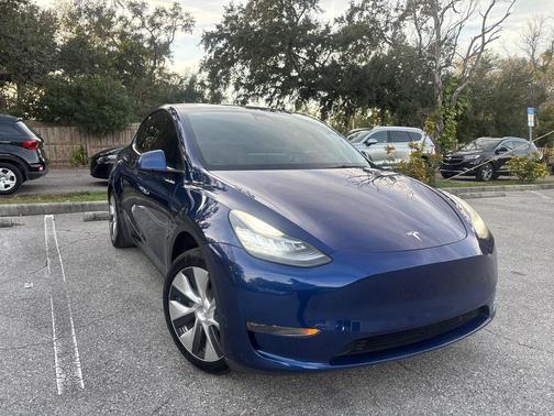 2021 Tesla Model Y Standard Range Rear-Wheel Drive