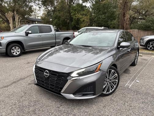 2023 Nissan Altima 2.5 SL