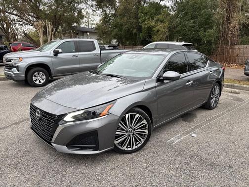 2023 Nissan Altima 2.5 SL