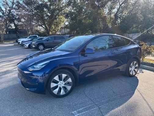 2021 Tesla Model Y Long Range Dual Motor All-Wheel Drive