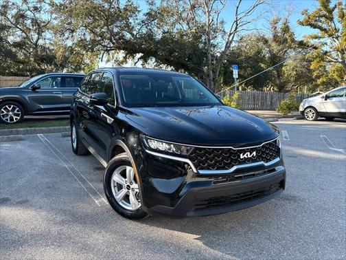 2022 Kia Sorento LX